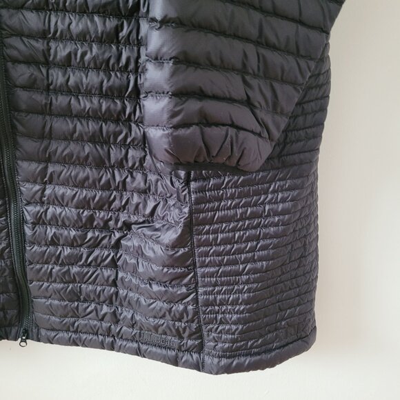 L.L. Bean Women's Ultra Light Goose Down Black Puffer Jacket-3X - Picture 3 of 9